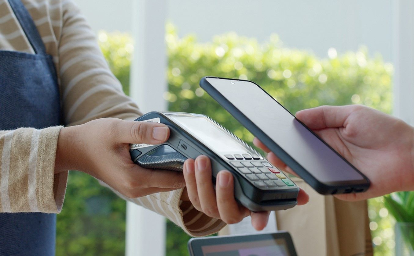 В Турции снова можно оплачивать покупки российскими картами ВТБ, Сбербанка и МТС Банка